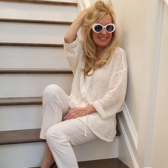 Tapemeasure NY Ex. Cond & Cleaned Fisherman Crochet Coverup Blouse, M, $25 - Picture 10 of 16